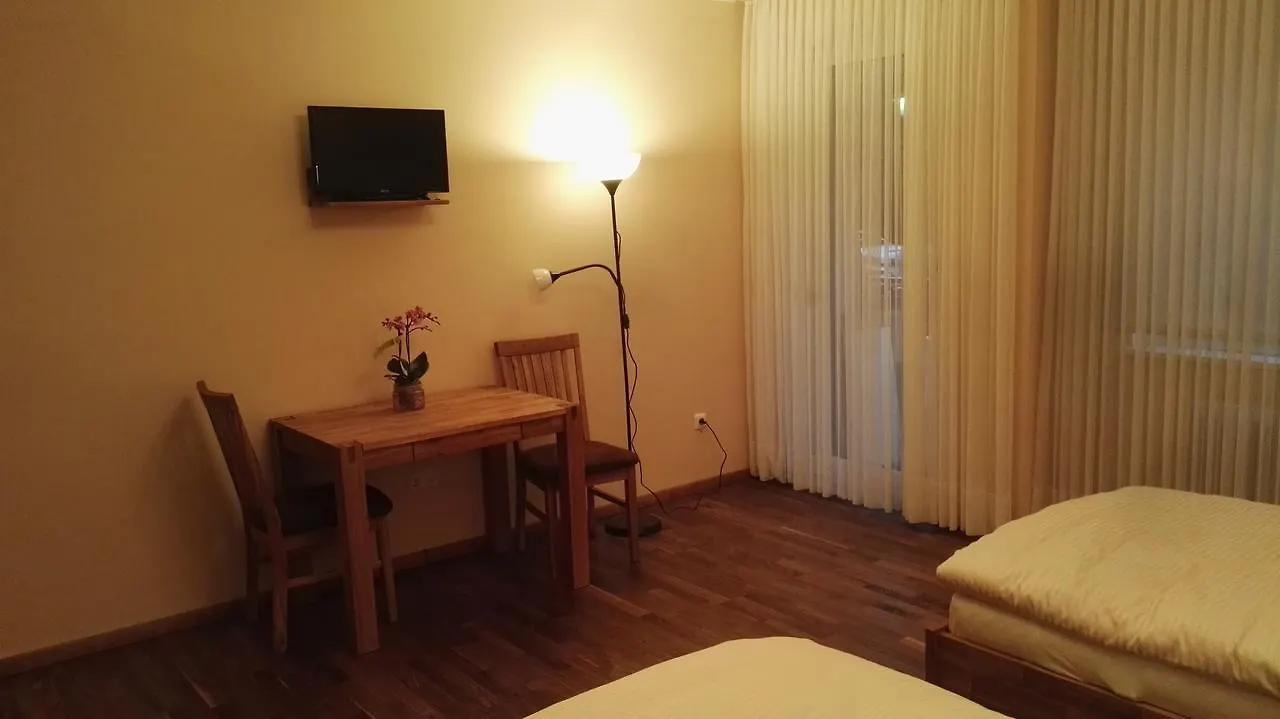 Hostel Monteurzimmer Barbaroussis Hamburg Németország