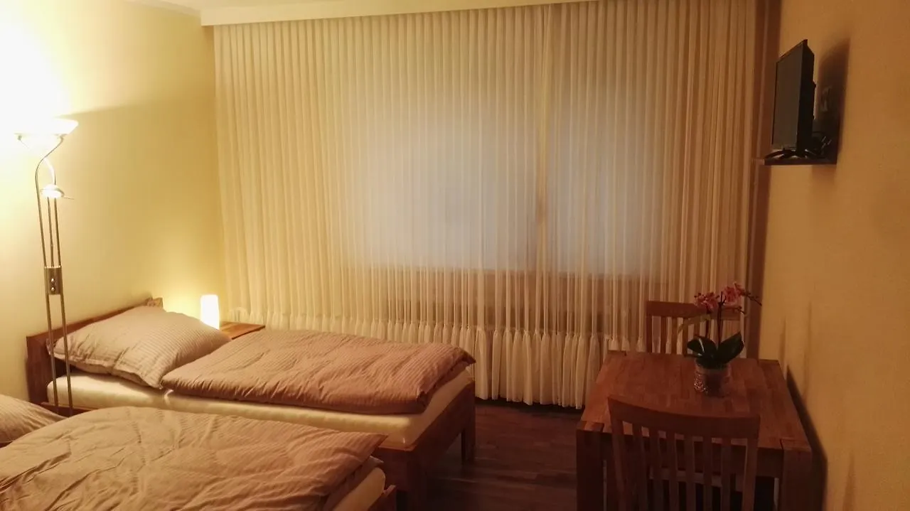 Hostel Monteurzimmer Barbaroussis Hamburg